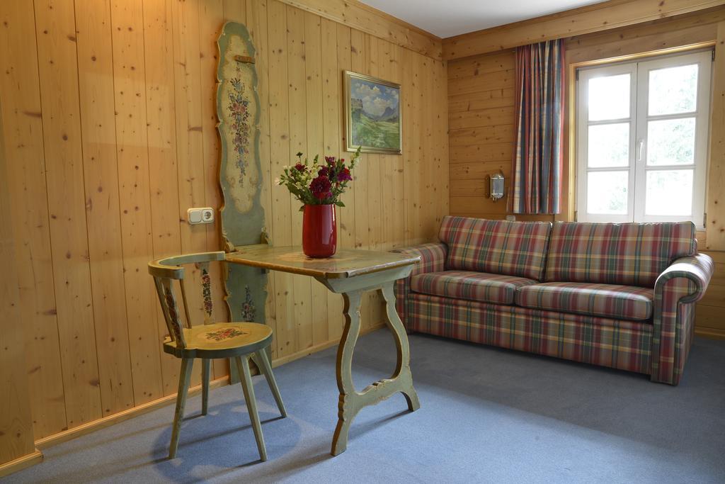 Landhaus Alpina Pensionat Mittersill Værelse billede